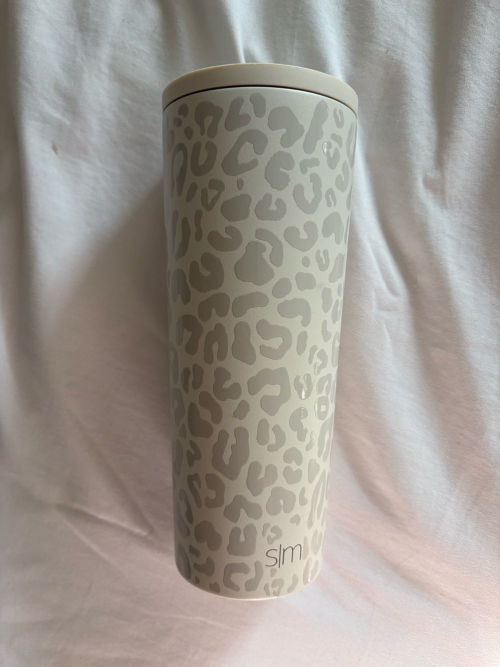 Simple modern leopard print tumbler